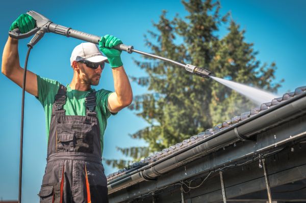 Gutter Washing in Breckenridge
