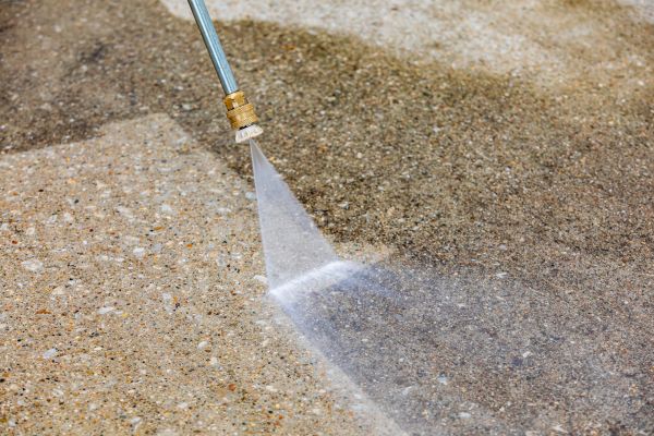 Driveway Pressure Cleaning in Breckenridge