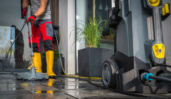 Commercial Pressure Cleaning in Breckenridge