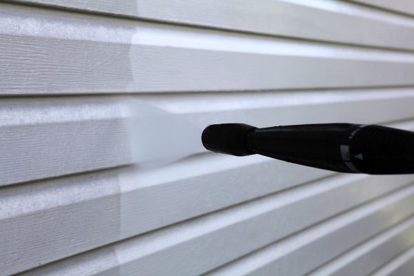 Cost of Condo Siding Power Washing in Breckenridge