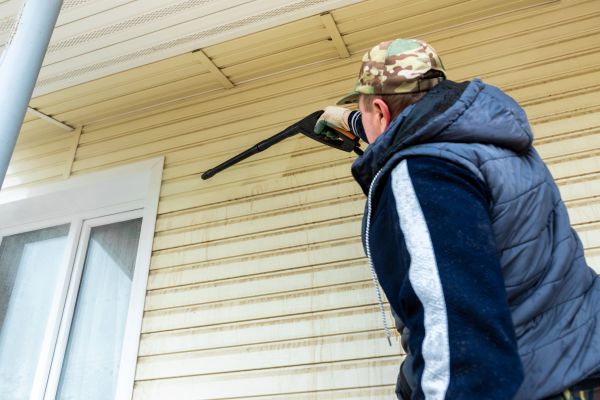 Vinyl Siding Pressure Cleaning in Breckenridge